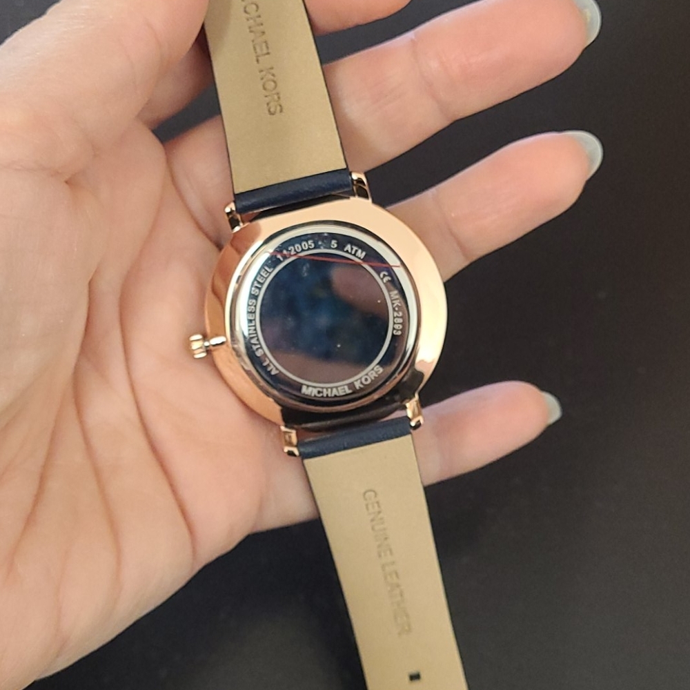 Michael Kors MK2893 Pyper Rose Gold tone Navy Blue Leather Strap Women's Watch - Picture 2 of 3